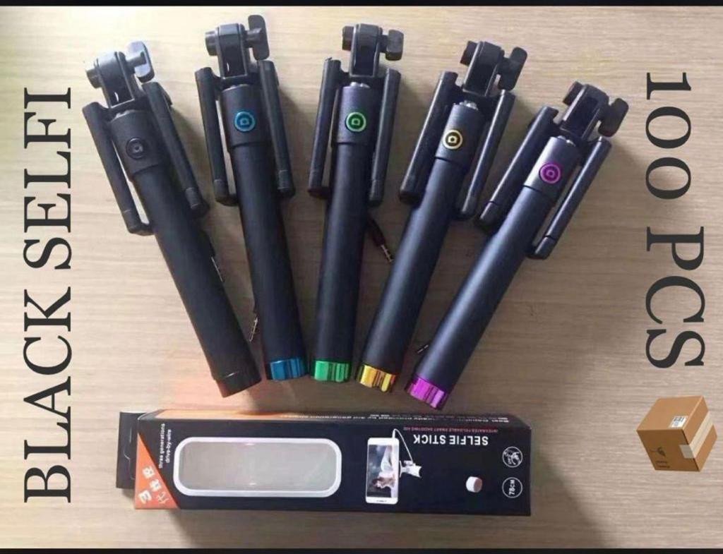 Black Selfie Stick
